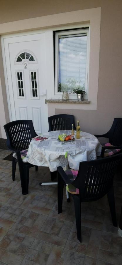 Apartments Zdenka Labin  Luaran gambar