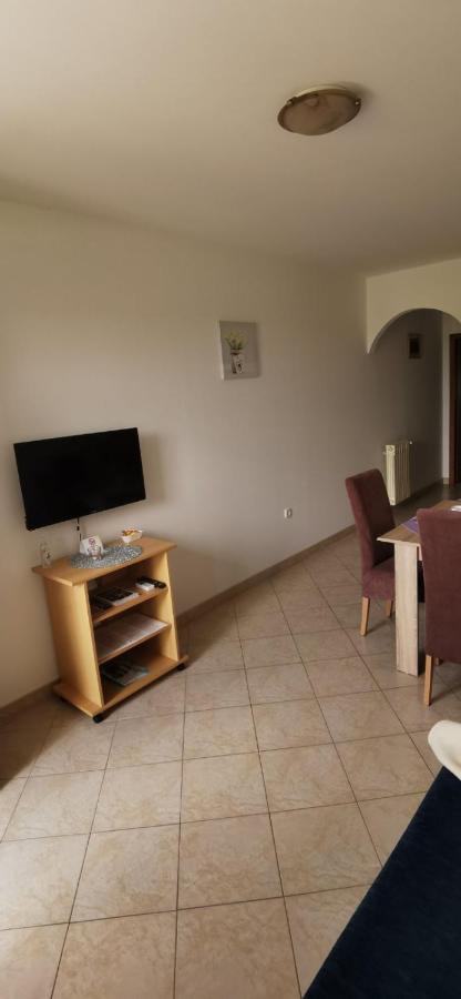 Apartments Zdenka Labin  Luaran gambar